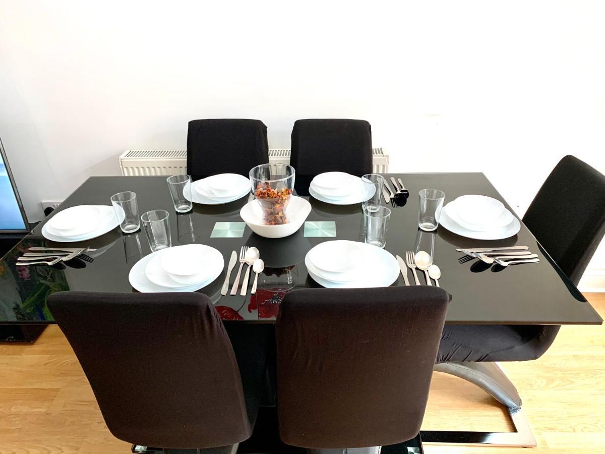 London 3 Bedrooms 3 Bathrooms Spacious House, Reception, Kitchen, Garden, Parking Exterior photo