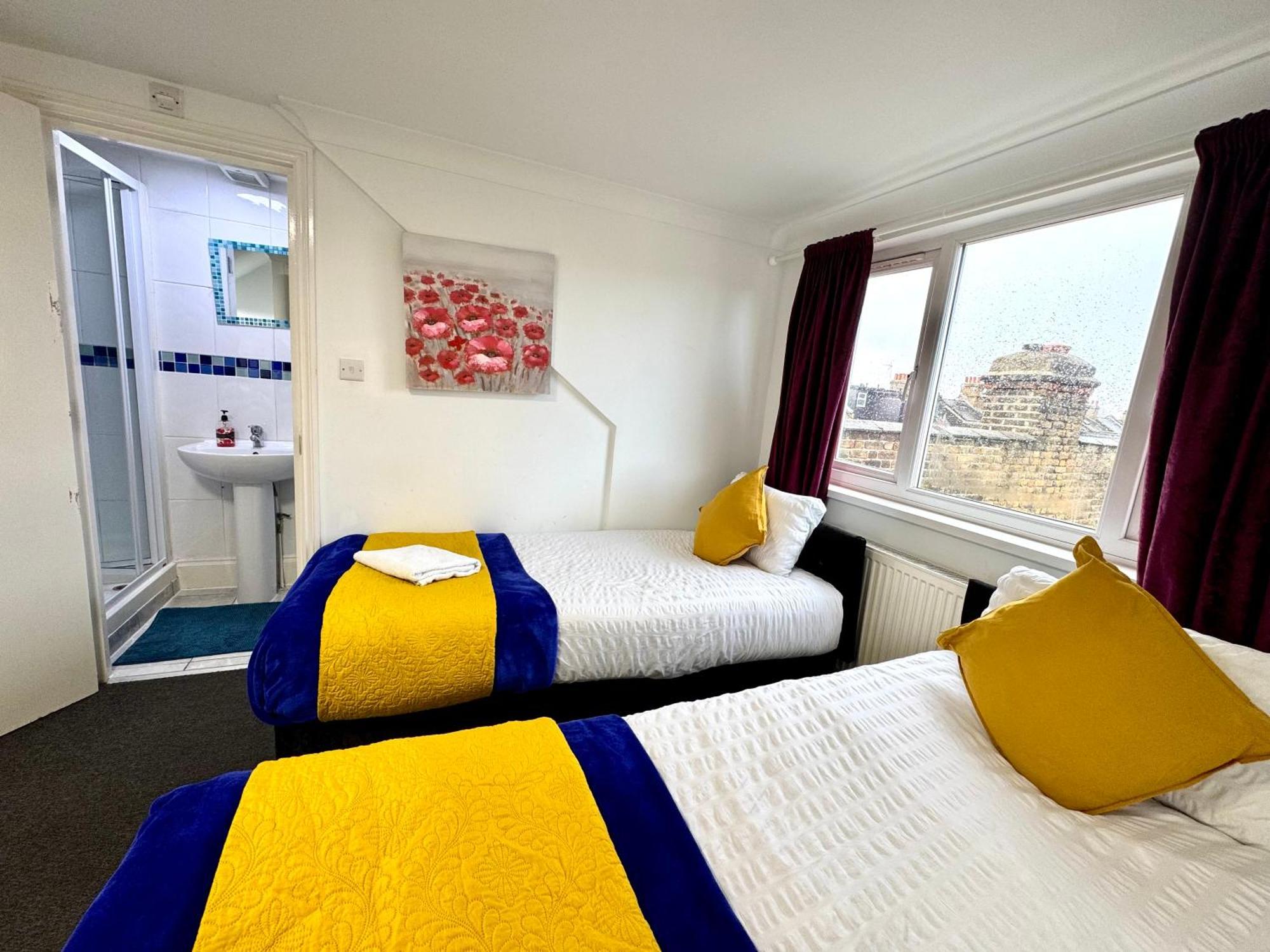 London 3 Bedrooms 3 Bathrooms Spacious House, Reception, Kitchen, Garden, Parking Exterior photo