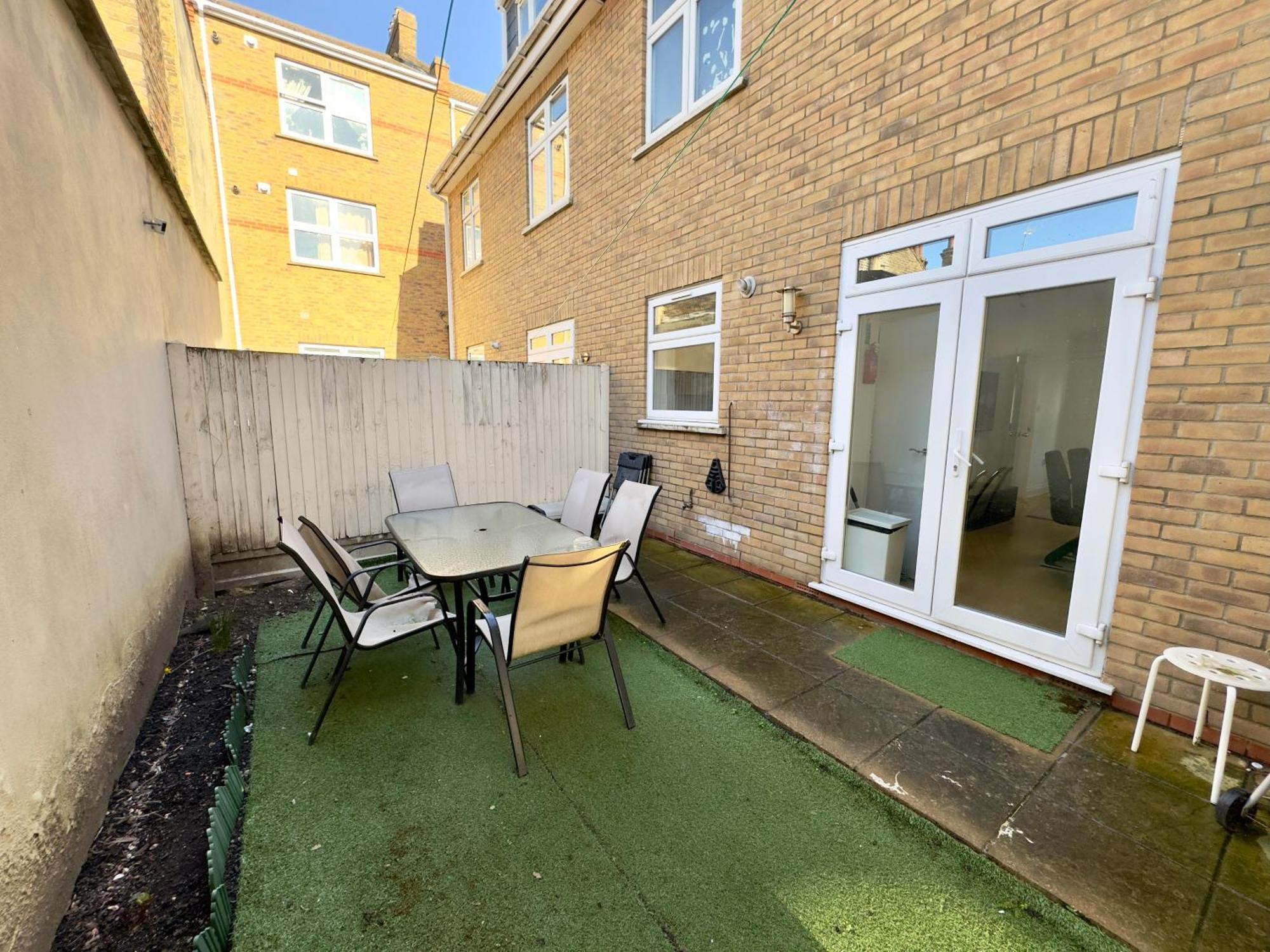 London 3 Bedrooms 3 Bathrooms Spacious House, Reception, Kitchen, Garden, Parking Exterior photo